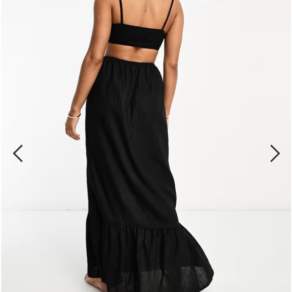 The Frolic exclusive cut out maxi summer dress in black, US Size 8 - Picture 4 of 8